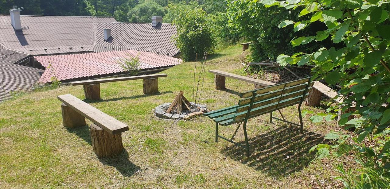Hotel Penzion A Restaurace U Baby Subrovy Kokorin Zewnętrze zdjęcie